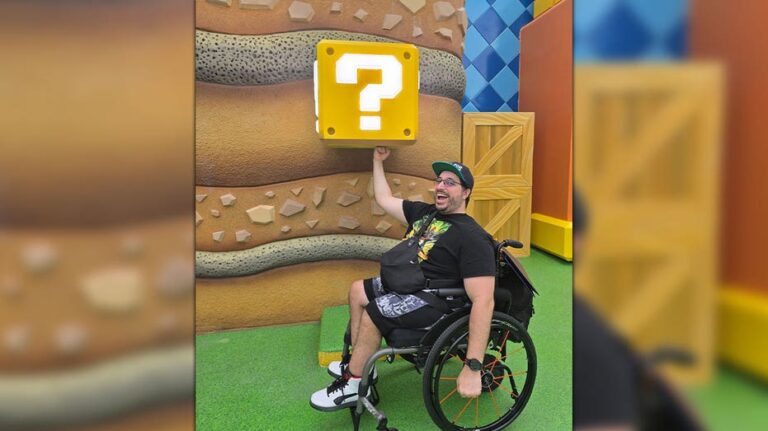 유족, 유니버설 롤러코스터 사망 사건 이후 저명한 인권 변호사 선임