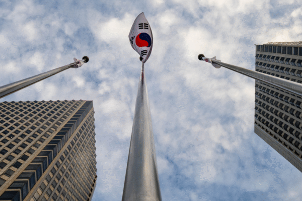보고서에 따르면, 한국의 미국 기술 대기업 규제가 1조 달러의 비용을 발생시킬 수 있다고 한다.