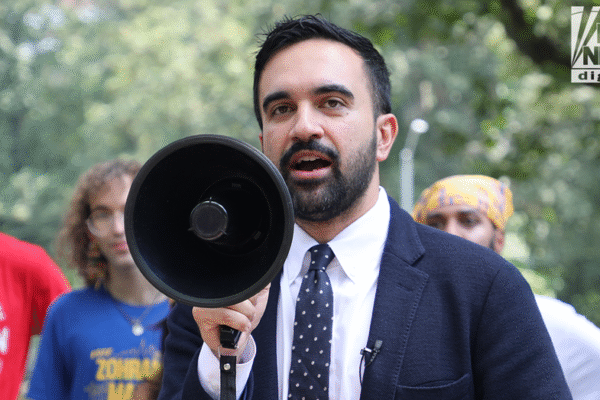 블루 스테이트 주지사는 Mamdani NYC 시장의 승리가 월가와 인접 지역 경제에 부정적인 영향을 미칠 수 있다고 우려했습니다.