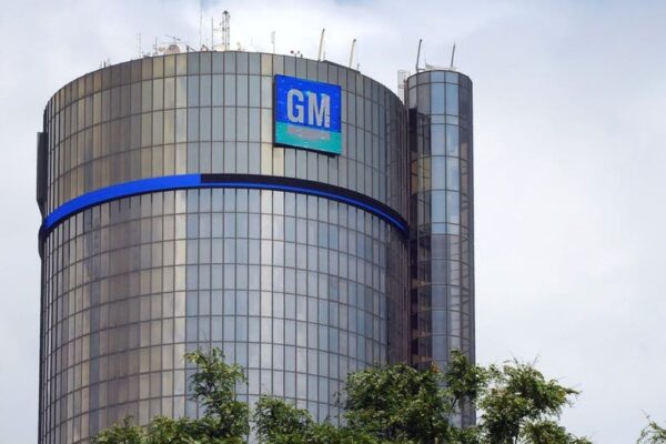 GM, 16억 달러 규모 재정 손실 발생…EV 세금 공제 규정 변경에 따라 전략 대대적 수정