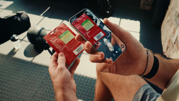 Ladder, the workout application, introduces a feature for monitoring nutritional intake.