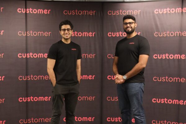 Zepto secures $450 million in funding, achieving a $7 billion valuation amidst intensifying competition in India's quick commerce sector.