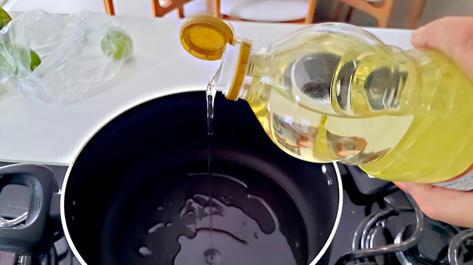 A new study suggests America's most widely used cooking oil could be associated with weight gain