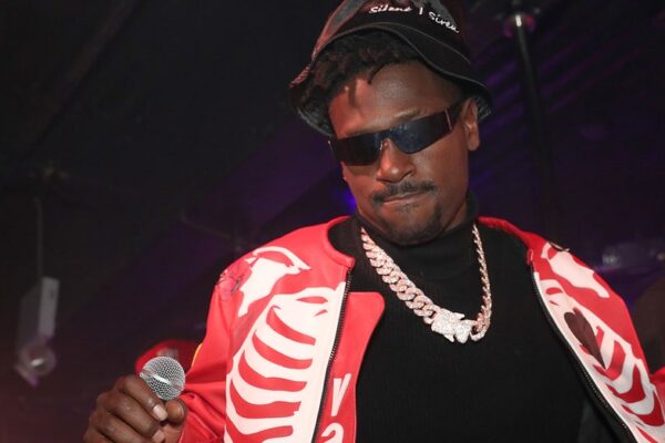 Antonio Brown enters not guilty plea for attempted murder charge in Miami