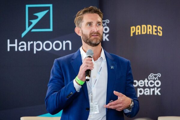 미국의 새로운 벤처 사업, AI, 에너지 및 국방 부문에서 중국을 능가하는 우위 확보 목표: '반격 노력'