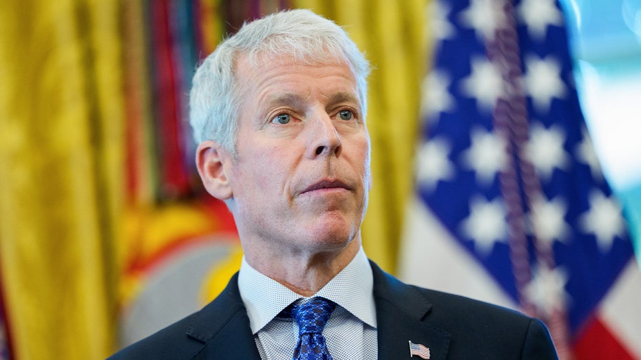 에너지부 장관은 에너지부 대출 사무소가 트럼프 대통령의 우선순위에 따라 원자력 발전소에 자금을 집중 지원할 것이라고 밝혔습니다.