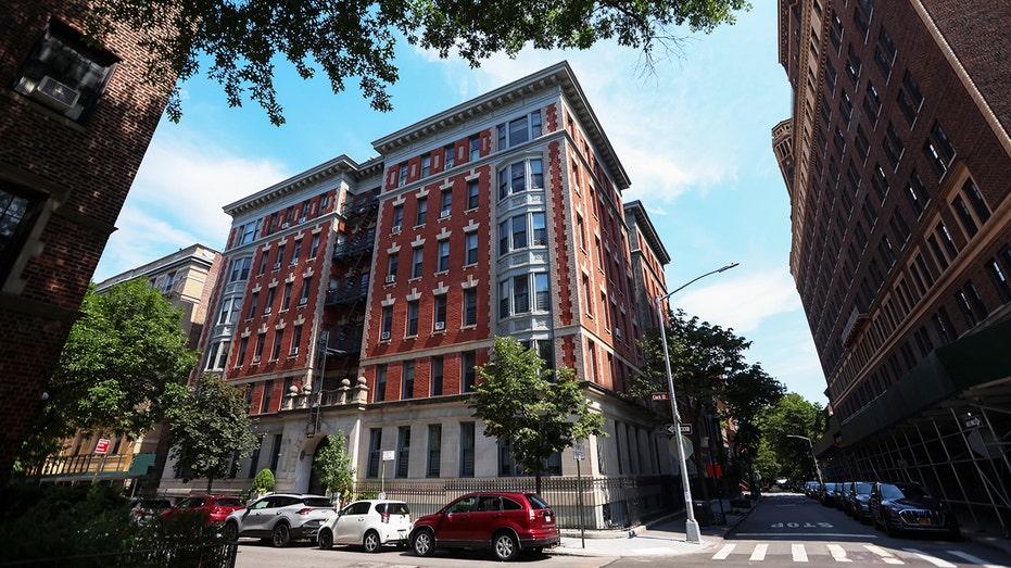 전문가들은 뉴욕 시장 후보의 임대료 고정 구상이 주택 부족을 심화시킬 수 있다고 우려한다.