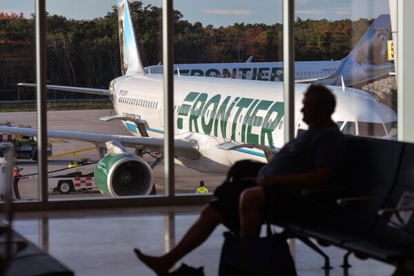 정부 기능 중단이 국제 항공편 운항에 미치는 파장