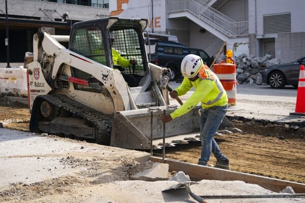 지연된 고용 보고서에 따르면, 미국은 9월에 11만 9천 개의 새로운 일자리를 창출했습니다.
