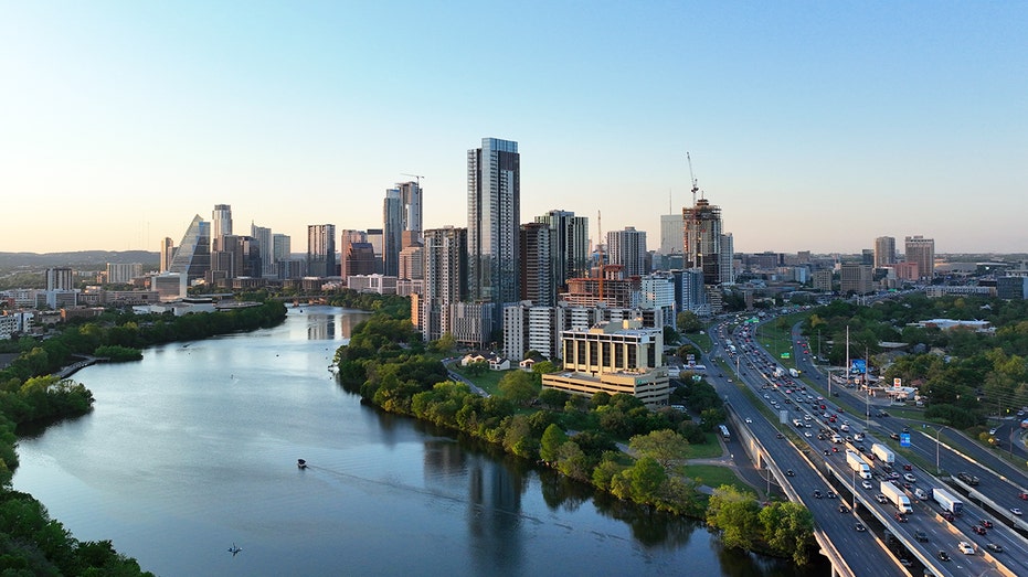 텍사스, 소득세 부재 확정으로 기업하기 좋은 환경 입증