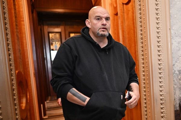 페터먼, 정부 폐쇄를 놓고 민주당과 거리두기… "애석한 정치 쇼" 지속