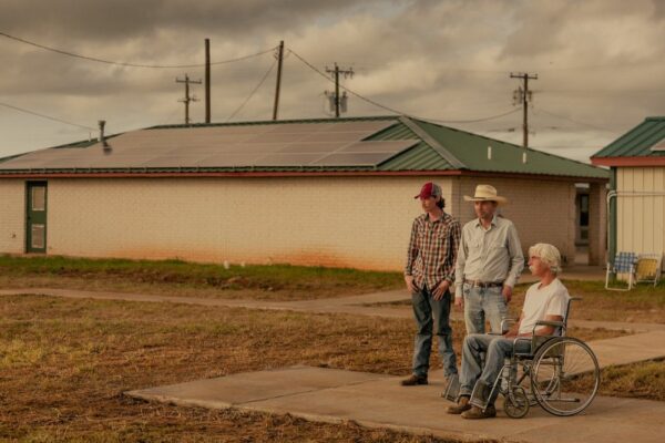 Jacob Lofland Discusses Pivotal 'Landman' Scene with Billy Bob Thornton Involving Father and Son