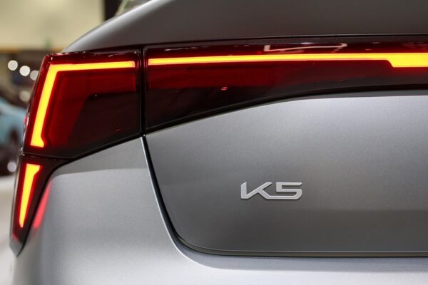 Kia와 Hyundai, 연료 탱크 용해 가능성으로 33만 5천 대 이상 차량 대규모 리콜 실시