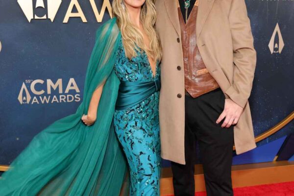 Lainey Wilson and her fiancé, Duck Hodges, subtly coordinated their looks at the 2025 CMAs.