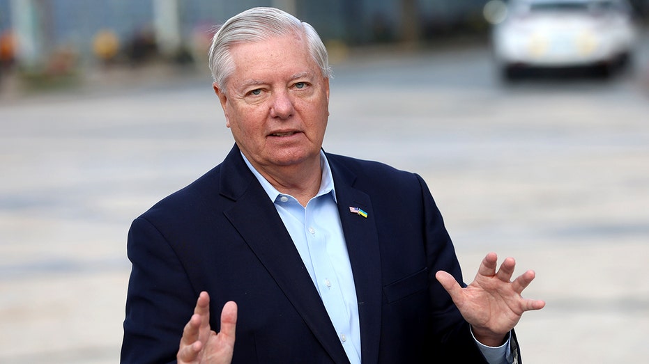 Republicans are now focusing on criticizing Obamacare as the government shutdown reaches its 39th day.