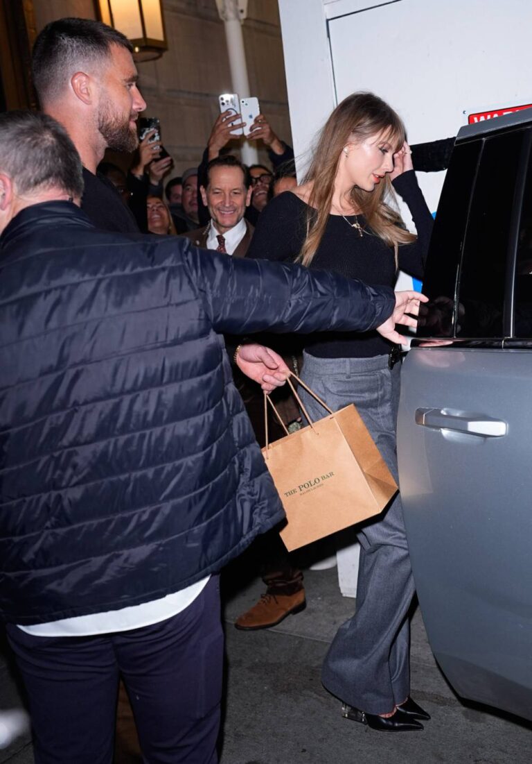 Travis Kelce and Taylor Swift Show Affection During Second Date Night in NYC