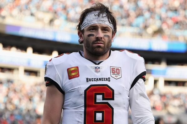 2 NFL division titles on the line in Week 18 after crucial losses tighten playoff picture