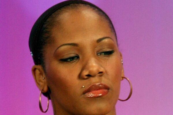 2025년 유명 인사 사망: 도넬 존스, 퍼 스테이시, 톰 스토파드 등