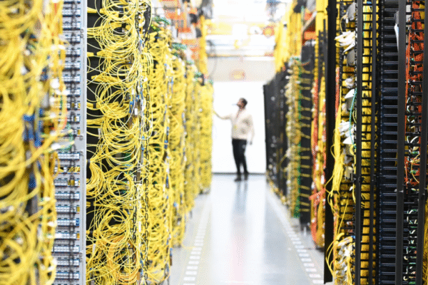 Amazon appoints longtime AWS exec Peter DeSantis to lead new AI org