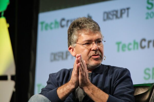 Apple has appointed a fresh AI leader, drawing on experience from Google and Microsoft, following John Giannandrea's departure from the role.