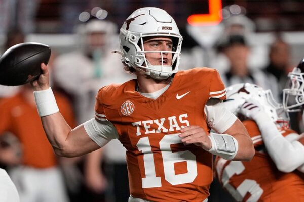 Arch Manning says there is 'no reason to leave' Texas, wants to further his development