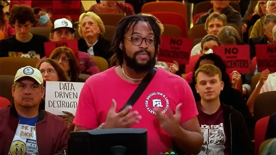 Arizona city unanimously rejects AI data center after residents' outcry