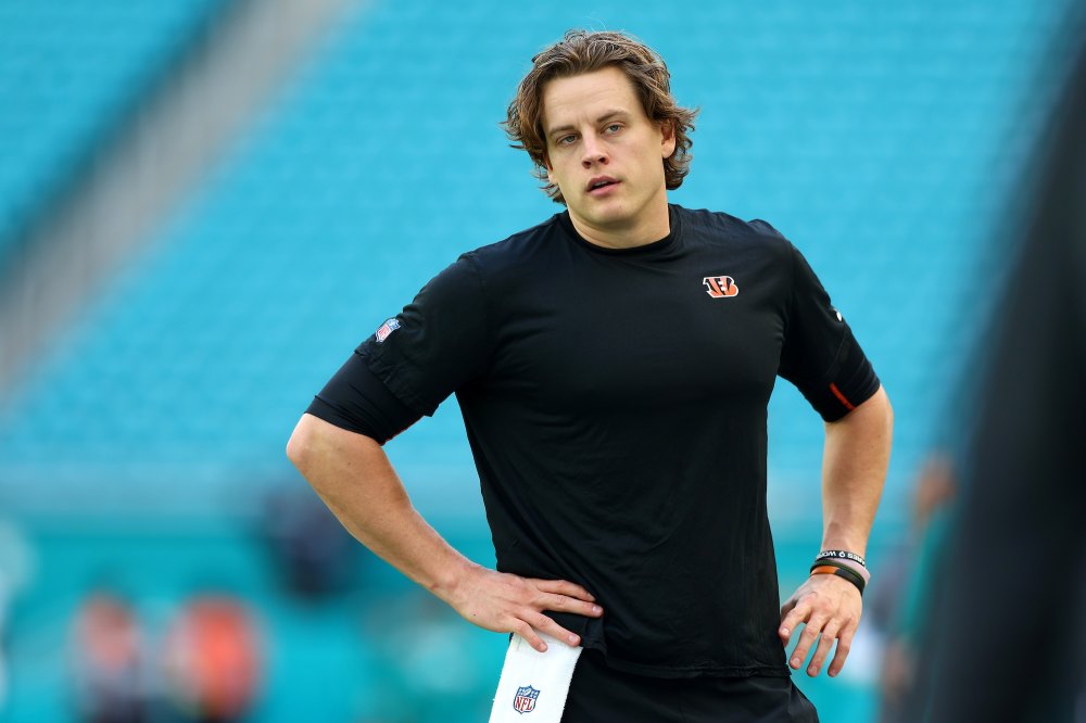 Bengals QB Joe Burrow Gifts Offensive Linemen Authentic Fossils For Christmas