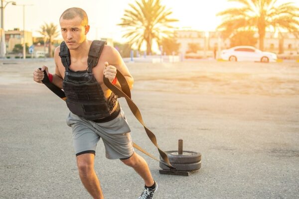 모든 운동에 파워를 더해 줄 최고의 웨이티드 베스트