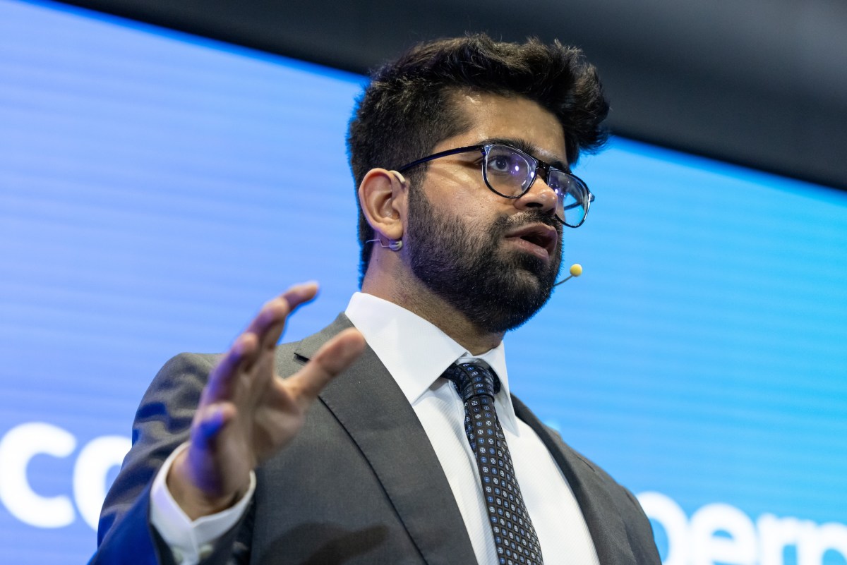 시카고 트리뷴, 플렉시티에 소송 제기