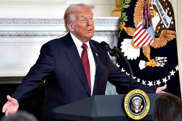 어떻게 하면 법원에서 도널드 트럼프 대통령의 이민 중단 명령을 유지할 수 있을까?