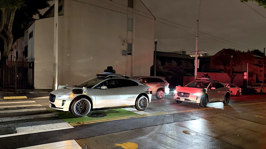 Elon Musk takes dig at Waymo after San Francisco blackout