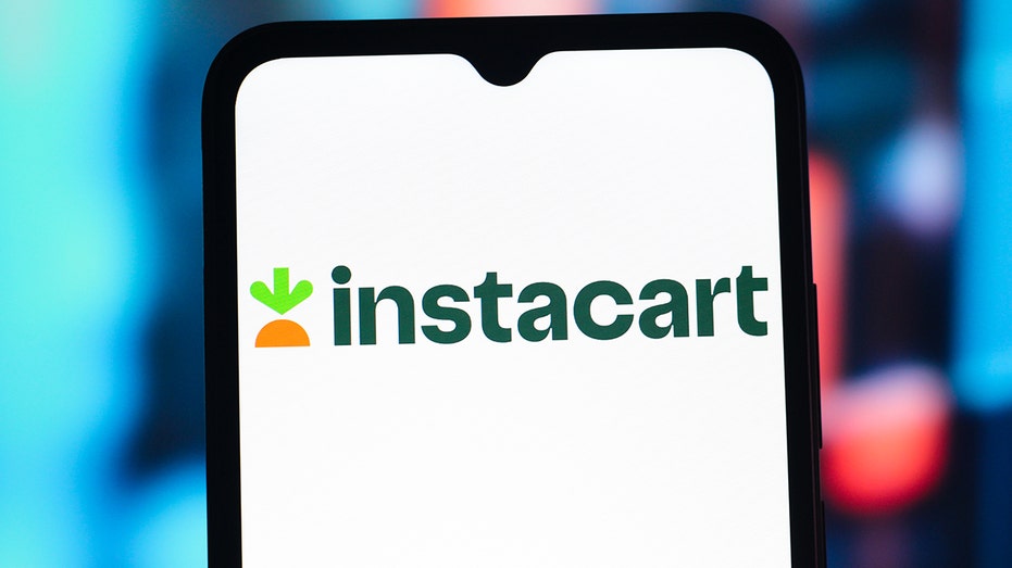 Instacart agrees to $60M consumer refunds after FTC accuses company of hidden fees and forced subscriptions