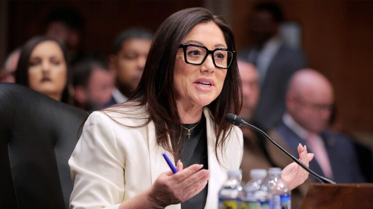 Labor secretary announces ‘strike team’ heading to Minnesota to investigate rampant fraud