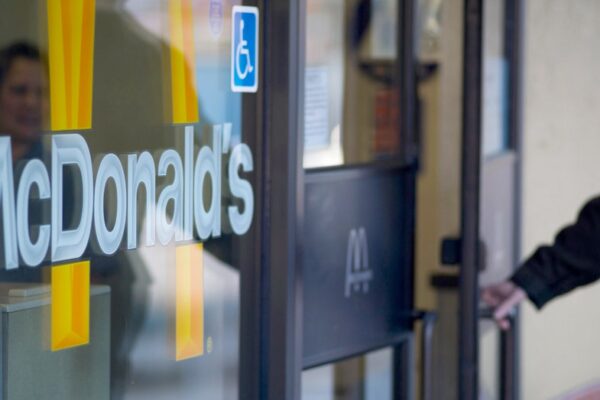 McDonald's locks doors to keep out individuals who present 'a risk' in crime-ridden Minneapolis area