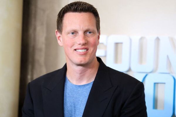 Paramount launches hostile takeover bid of Warner Bros Discovery, says offer is ‘superior’ to Netflix deal