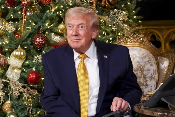 Trump lists accomplishments, says 'Radical Left Scum' are 'failing badly' in Christmas message