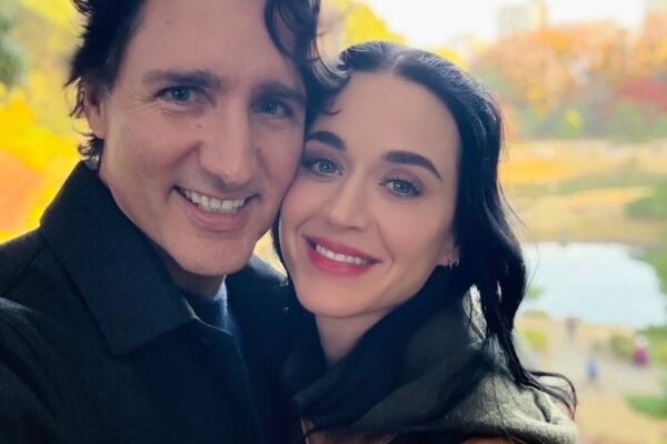 Zooey Deschanel Weighs in on Katy Perry's Romance With Justin Trudeau