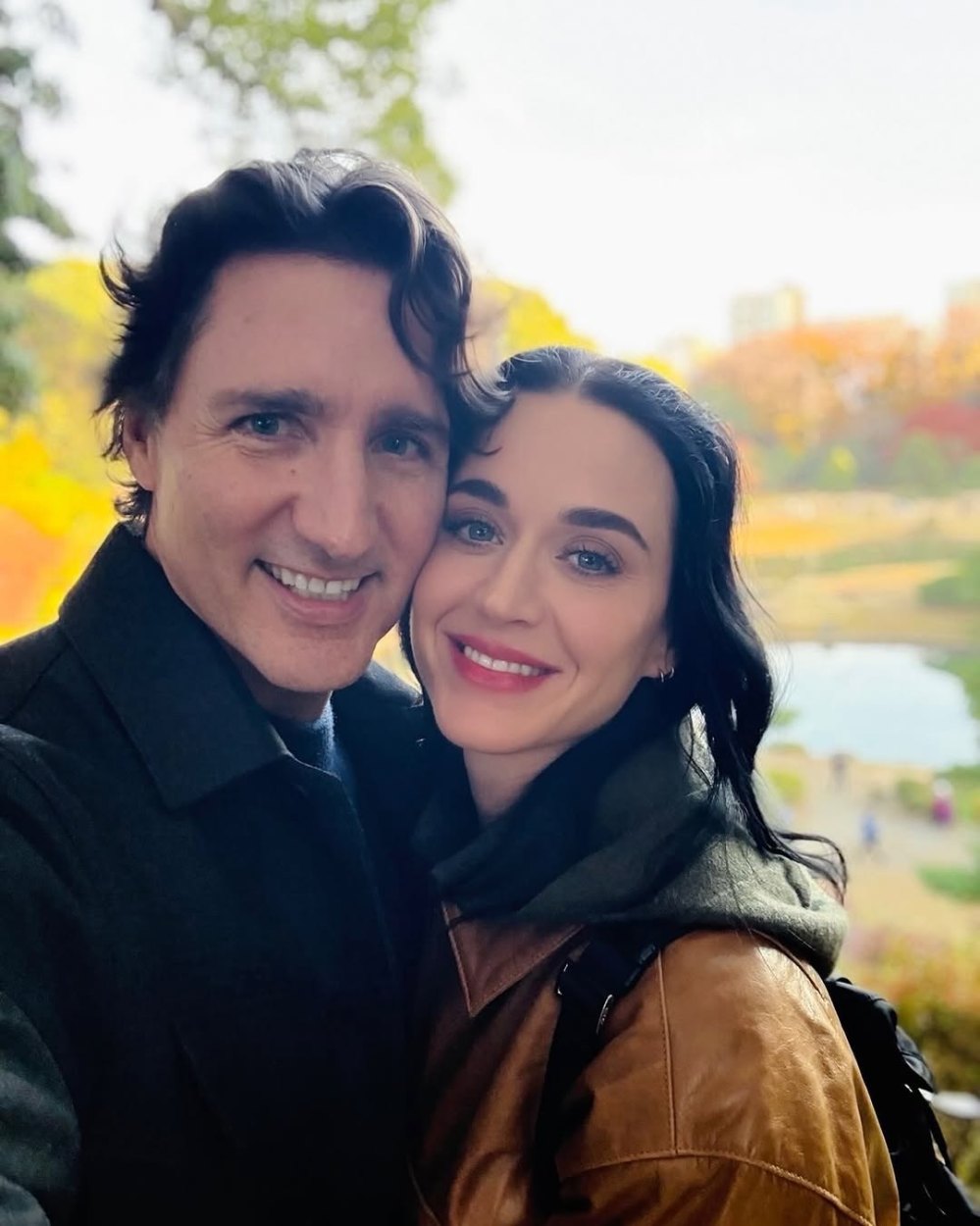 Zooey Deschanel Weighs in on Katy Perry's Romance With Justin Trudeau