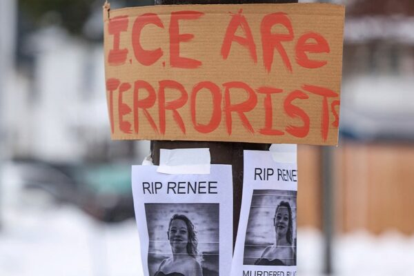 Democratic committee chair compares US to Iran, claims both are 'killing protesters'