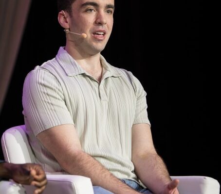 Tade Oyerinde and Teddy Solomon talk about building engaged audiences at TechCrunch Disrupt