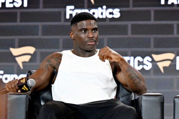 Tyreek Hill’s Estranged Wife Scolded by Judge For Buying $196,000 Bentley