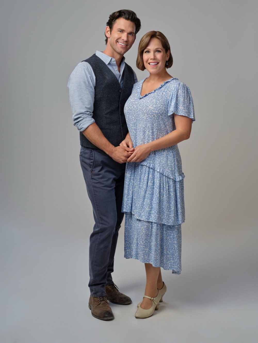 WCTH's Erin Krakow Teases a Season 13 Uptick in Love for Elizabeth and Nathan