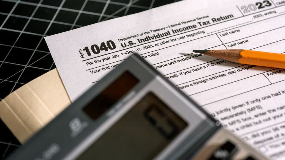 Americans see bigger tax refunds so far this year as filing season begins at a slower pace