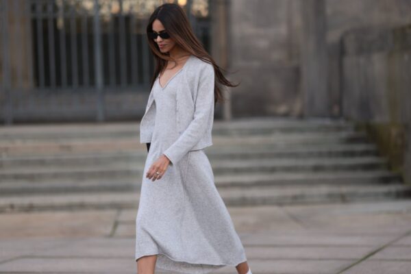 At 5'3", I Swear by These 11 Slimming Midi Dresses That Elongate My Frame — From $15