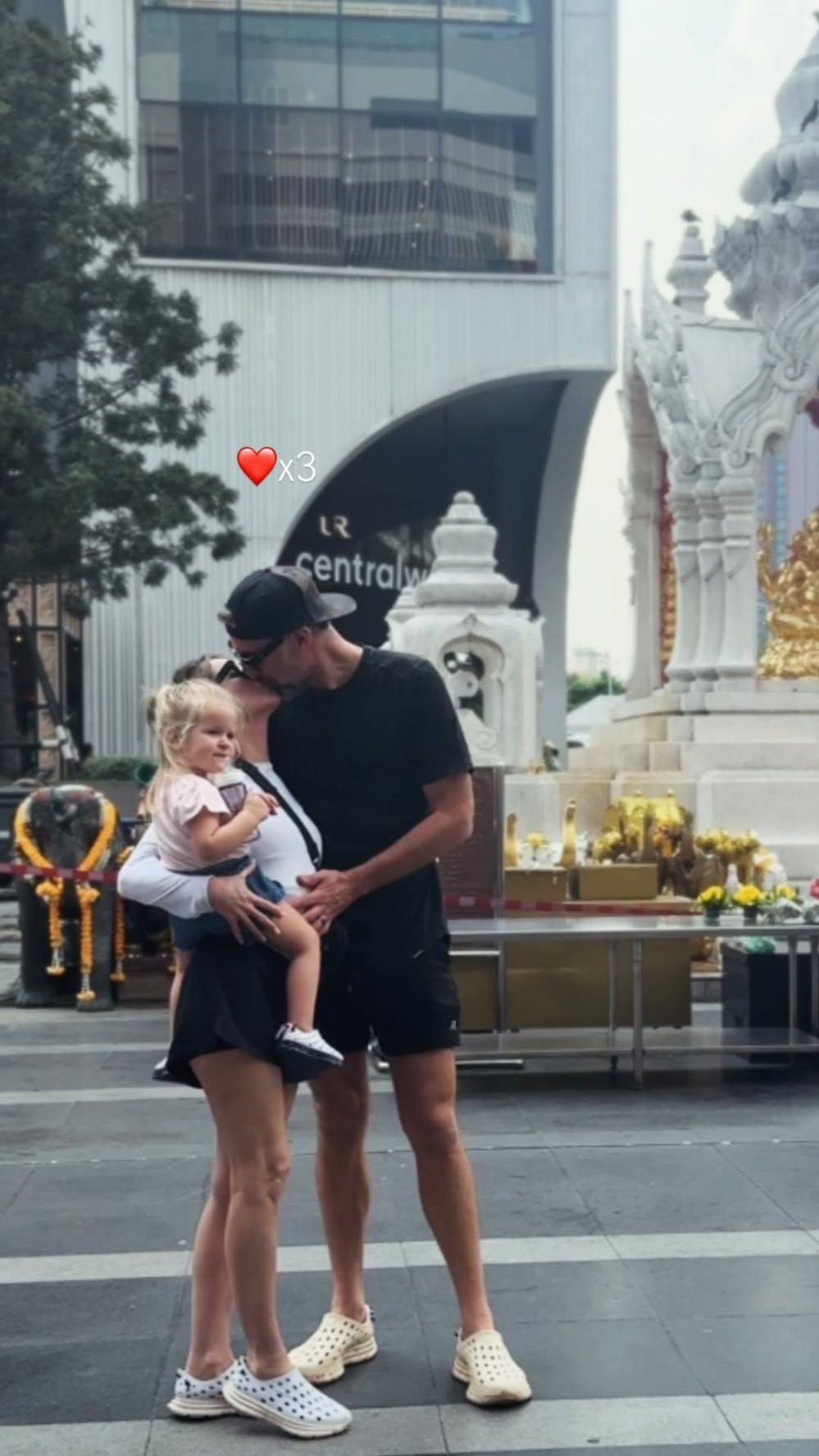 Clare Crawley Addresses Pregnancy Rumors After PDA Pic With Husband Ryan