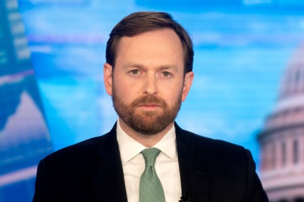 FTC chair touts ‘huge win for American workers’ after Walmart agrees to $100M settlement over driver pay