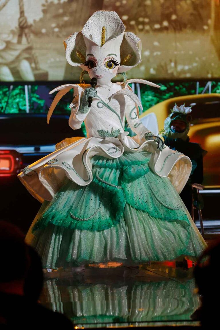 Teddi Mellencamp Shares Dad John’s Reaction to Her ‘Masked Singer’ Stint