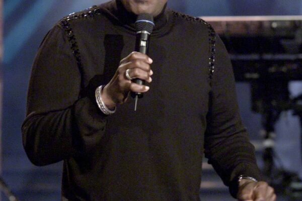 Who Is Luther Vandross? 5 Things to Know After Cher’s Mistaken Grammys Nod