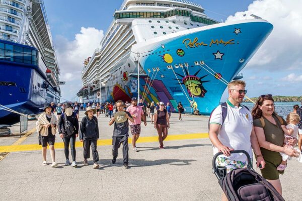 Cleanest cruise ships uncovered as new CDC data sparks debate