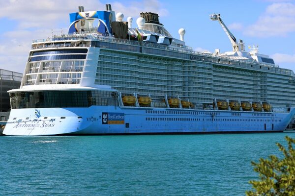 Cruise lines face fuel cost surge as oil prices jump on Iran tensions